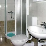 Deak Komarna * Klek