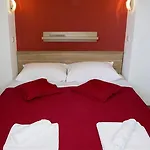 Apartament Deak Komarna *