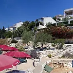 Apartament Deak Komarna *