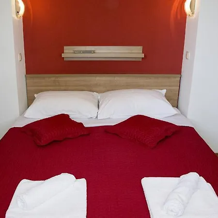 Apartamento Deak Komarna *