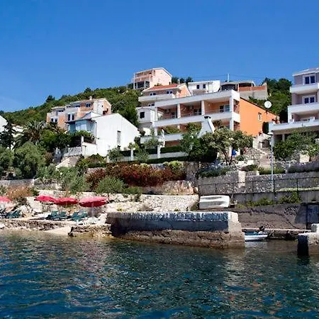 Apartman Deak Komarna Klek