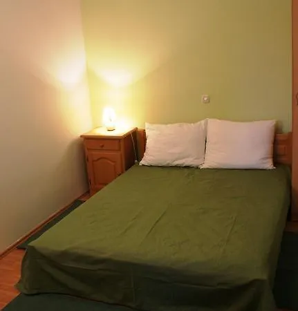 Deak Komarna Apartman