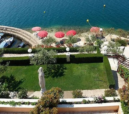 Deak Komarna Apartman